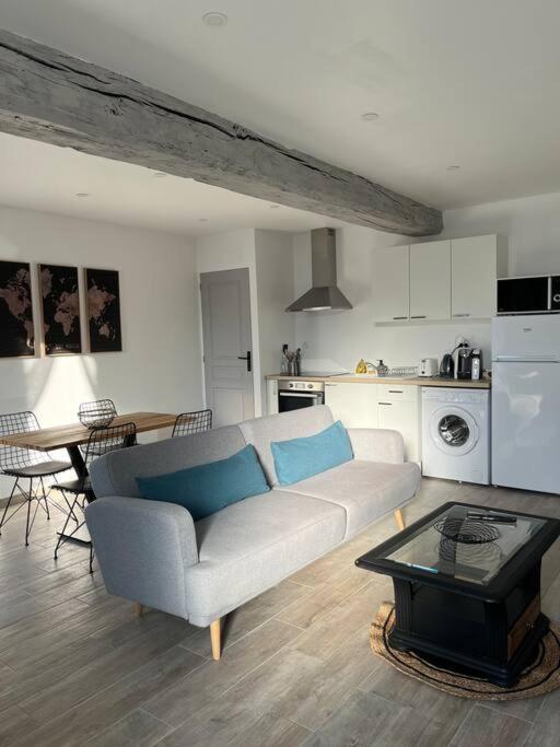 Appartement Centre De Guécélard Eksteriør billede